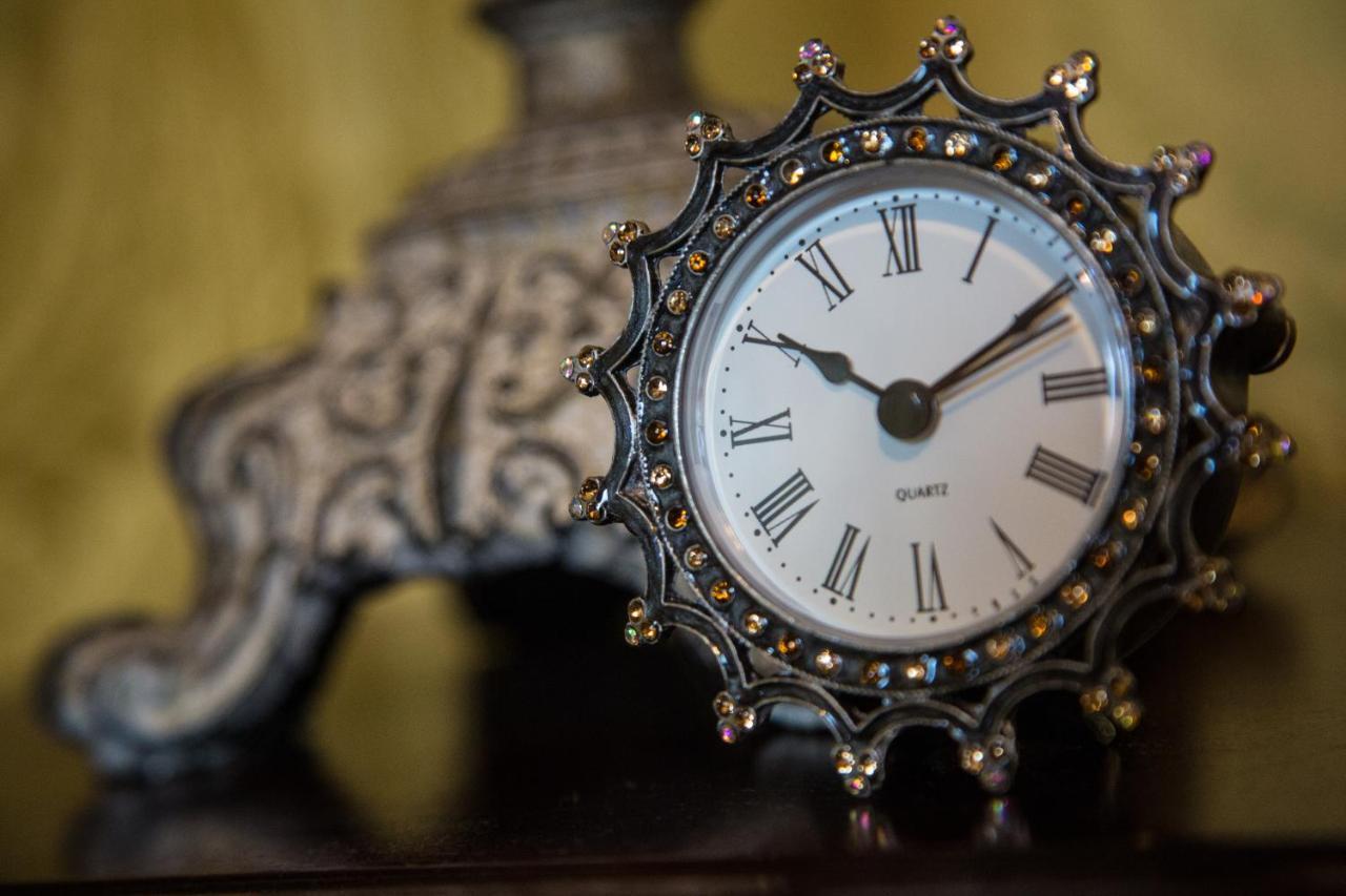 St.Michaels Bistro Bed & Breakfast Painswick Bagian luar foto